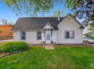 240 W Valley Rd, Hagerman, ID 83332