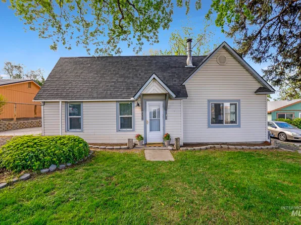 240 W Valley Rd, Hagerman, ID 83332