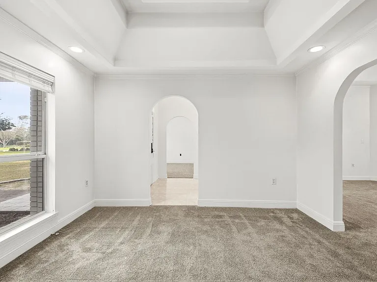 83 Lake Lorraine Cir — Photo 17