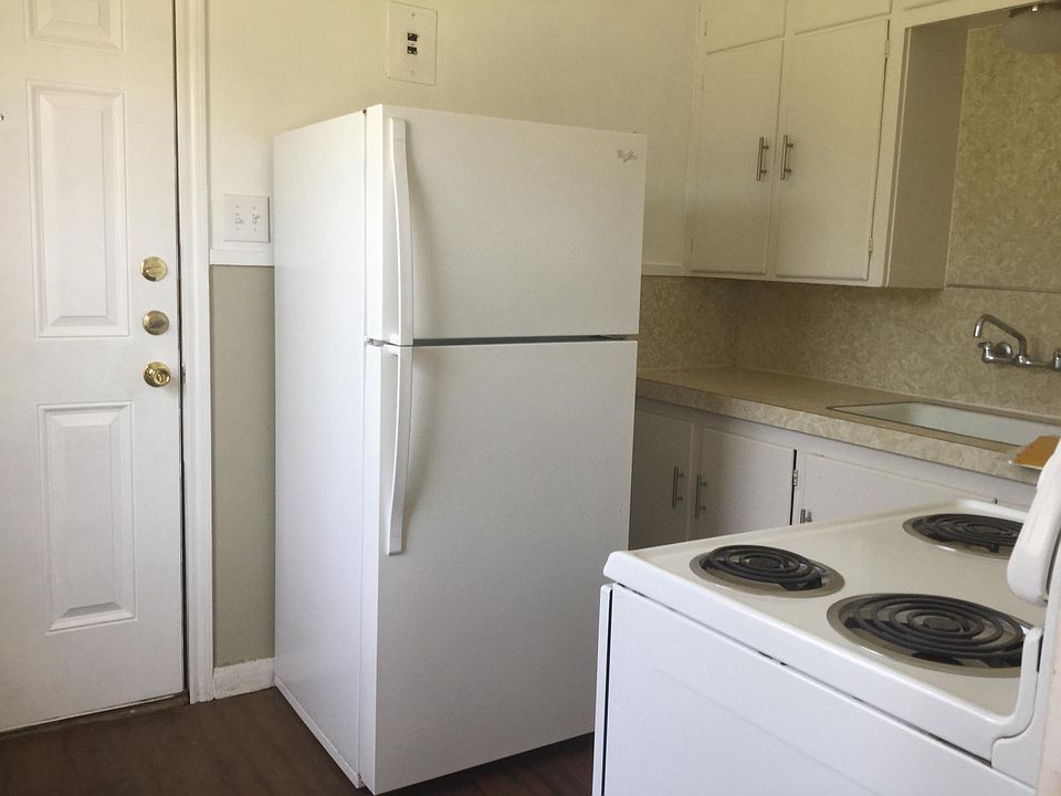 White appliances.
