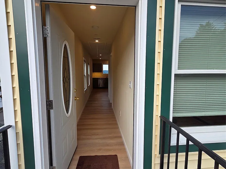 210 Main St #3 — Photo 6