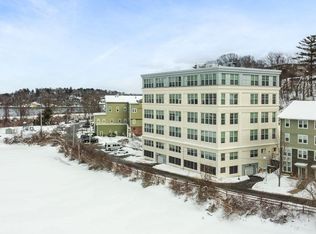 24 Cobblestone Ln UNIT 404, Gloucester, MA 01930