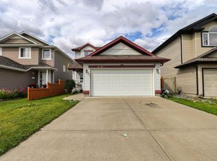 1216 37c Ave NW, Edmonton, AB T6T 0E5