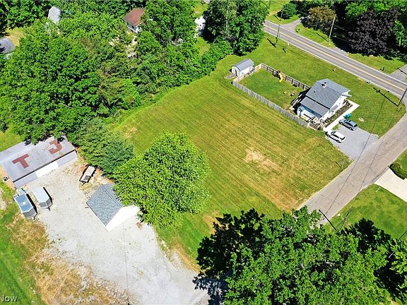 3rd image of Myrtle Ave NW