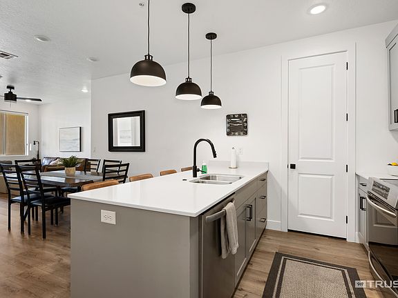 4th image of 710 W Akoya Pearl St Unit 86