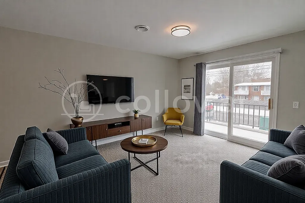 2 bed, 900 sqft, $1,620 — Photo 3