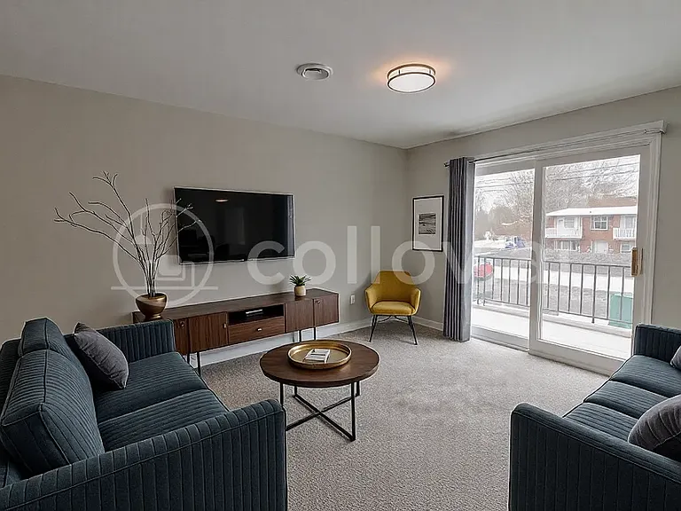 11 Robert Dr #211 — Photo 3