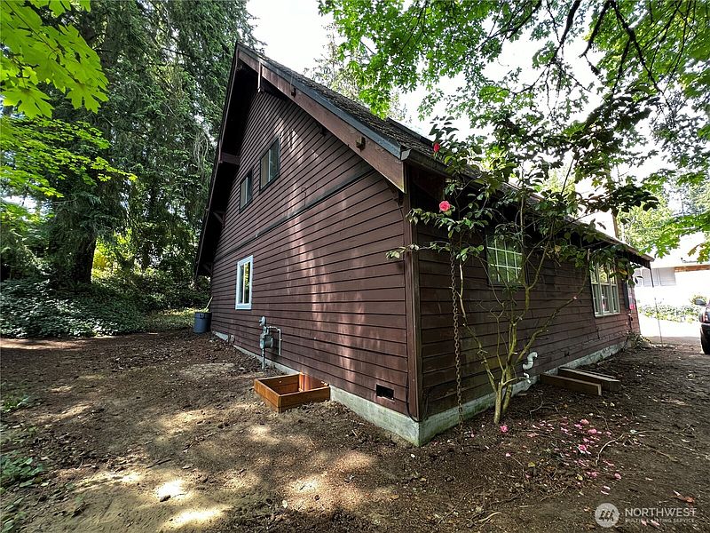 4th image of 2265 NE 177 Street