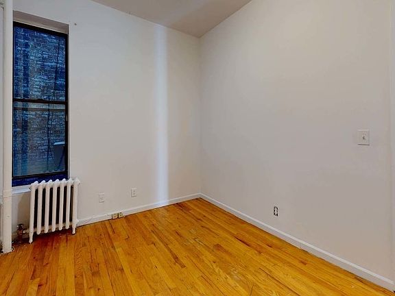 4th image of 523 E 83rd St #4W1
