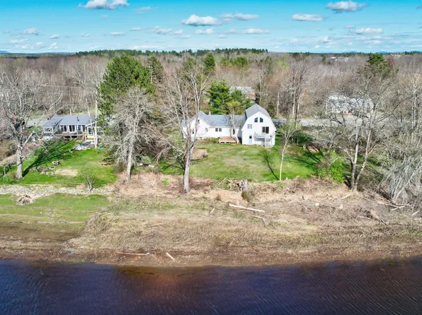 1096 Main Road, Milford, ME 04461