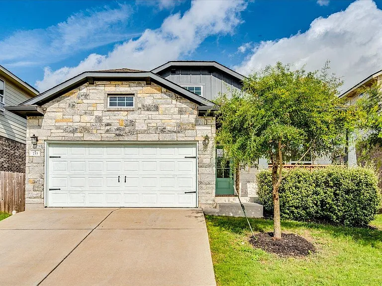 733 Blue Oak Blvd — Photo 1