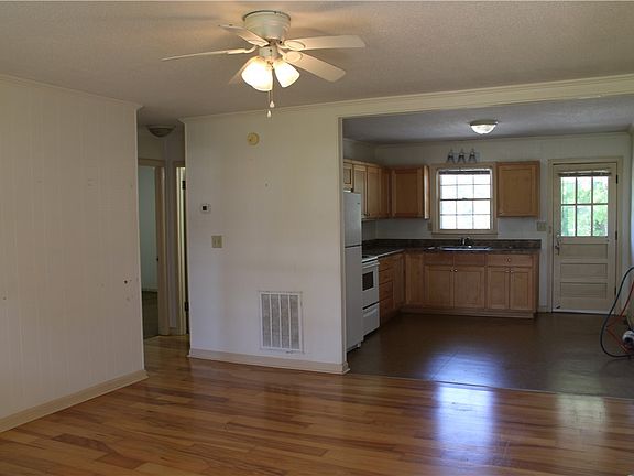 4th image of 117 Bryant St