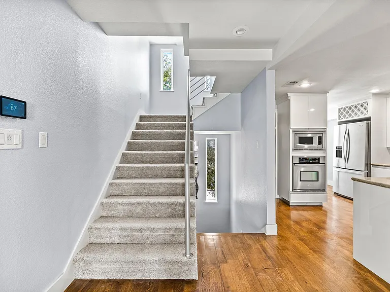 3845 Convent St #4 — Photo 12