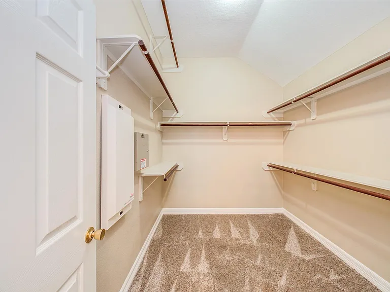 419 Thorpe Springs Dr — Photo 25