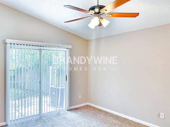 4th image of 8331 Argyle Corners Dr