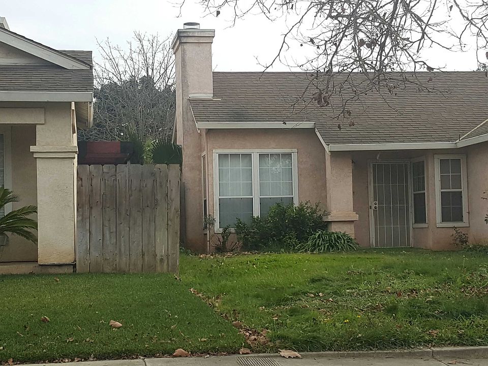 2nd image of 2412 Van Buskirk St