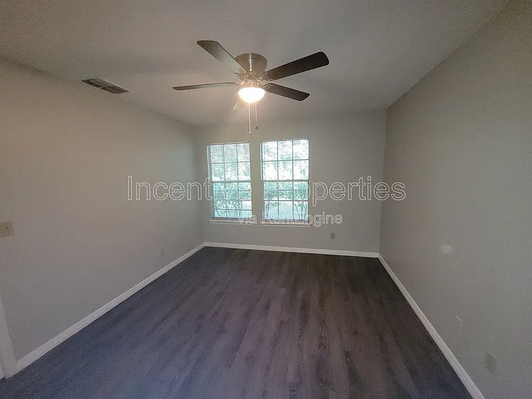 5956 Westgate Dr #102 — Photo 13