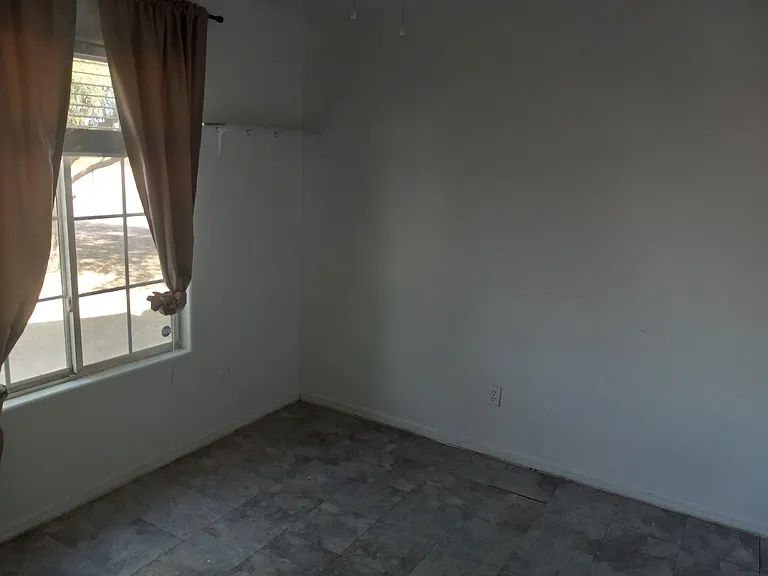 3245 W Sueno Dr — Photo 19