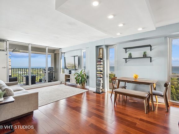5th image of 1960 N Lincoln Park W APT 1710