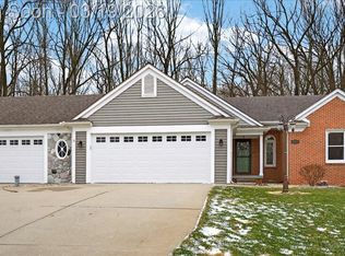 6828 Country Lane Dr, Davisburg, MI 48350