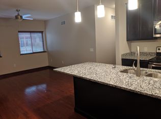 326 W Jefferson St #XXVD5H4KA, Rockford, IL 61101