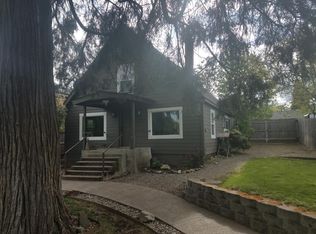 230 SW Spring St, Grants Pass, OR 97526