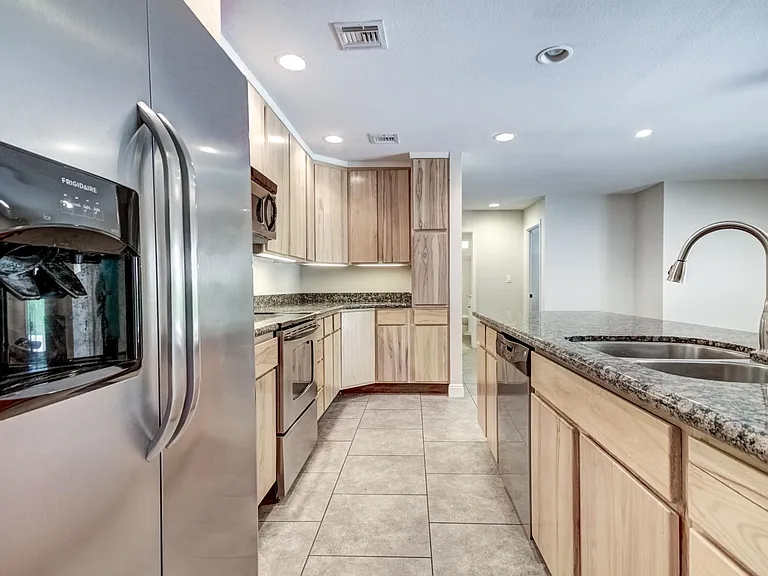1737 E Pebble Beach Dr — Photo 37
