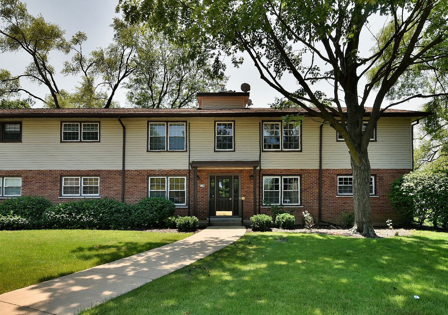 216 Washington Sq APT C, Elk Grove Village, IL 60007 Zillow