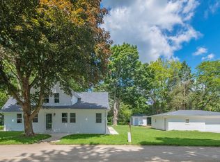 3S530 Finley Rd, Sugar Grove, IL 60554