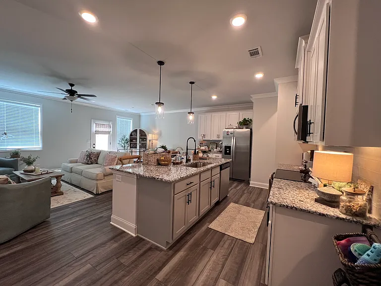 4675 Cypress Park Dr — Photo 5