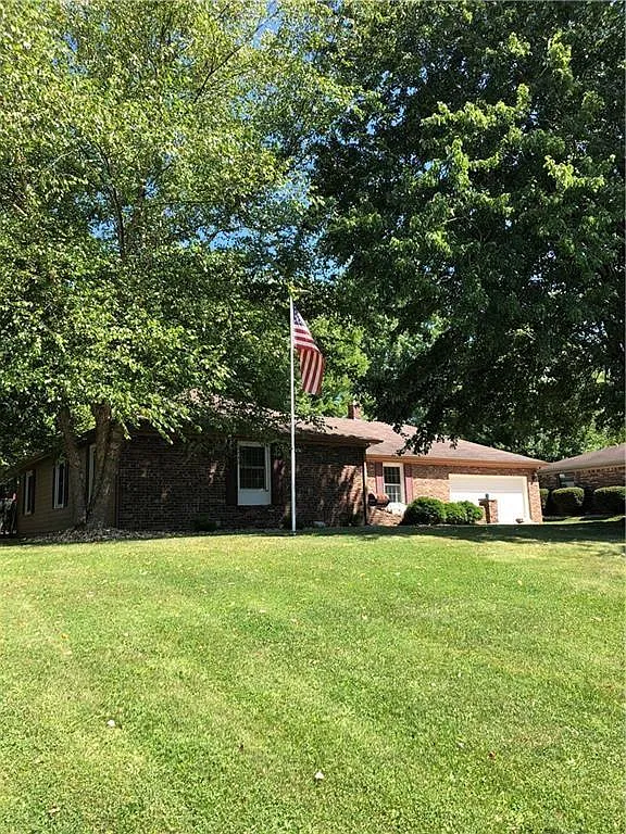 705 Kirkwood Dr photo 1