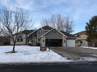 6515 White Oak Rd, Lino Lakes, MN 55038