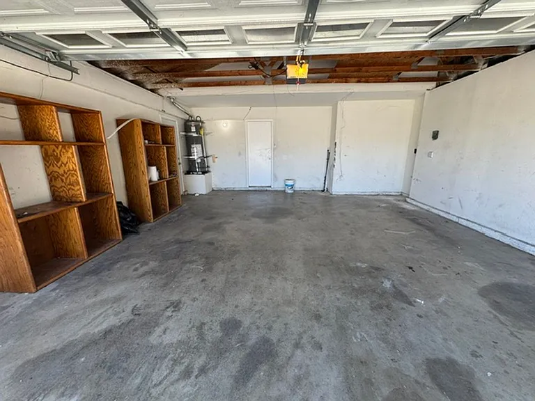 409 Wimbledon Dr — Photo 20