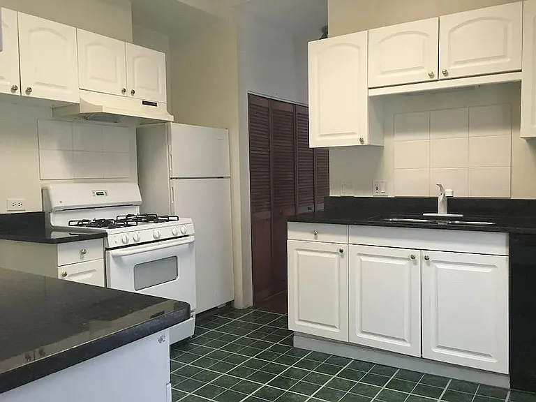753 W Schubert Ave #3E — Photo 1