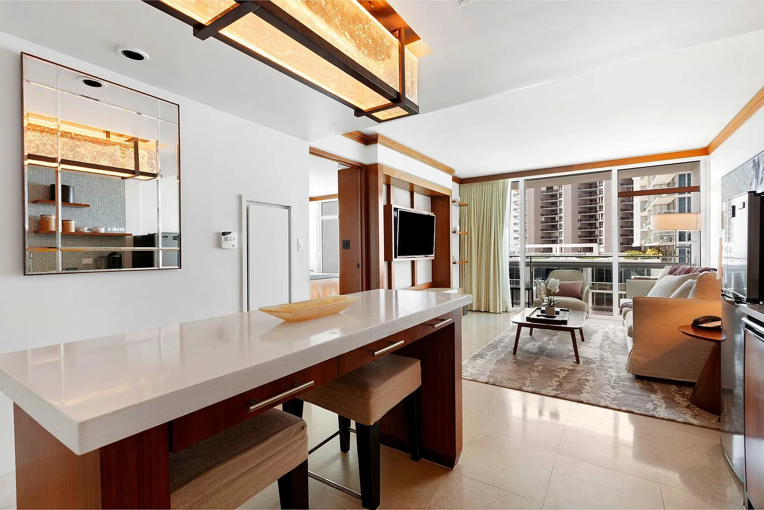 1 bed, 1.0 bath, 548 sqft, $8,823 — Photo 3