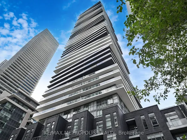 56 Annie Craig Dr #3307, Toronto, ON M8V 0C8