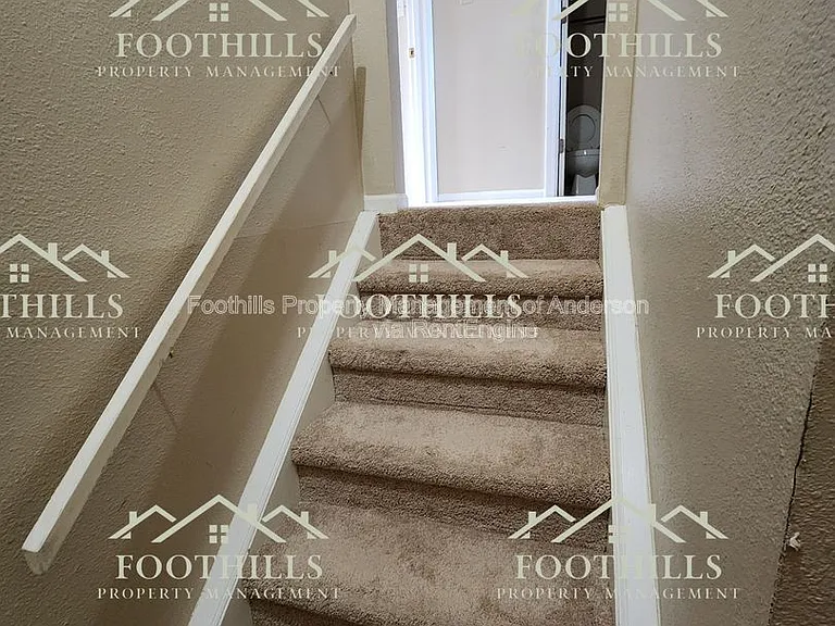 208 N Major Rd #B — Photo 5