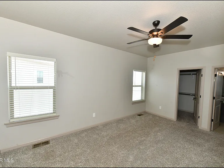 2358 Enchanted Gem Pl — Photo 37