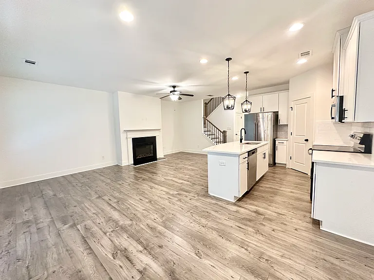 319 Auburn Valley Way — Photo 13