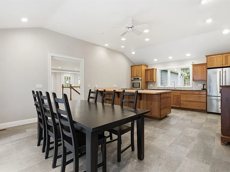 56 Arrowhead Rd — Photo 21