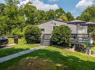 24 Moyer Ave, Pen Argyl, PA 18072