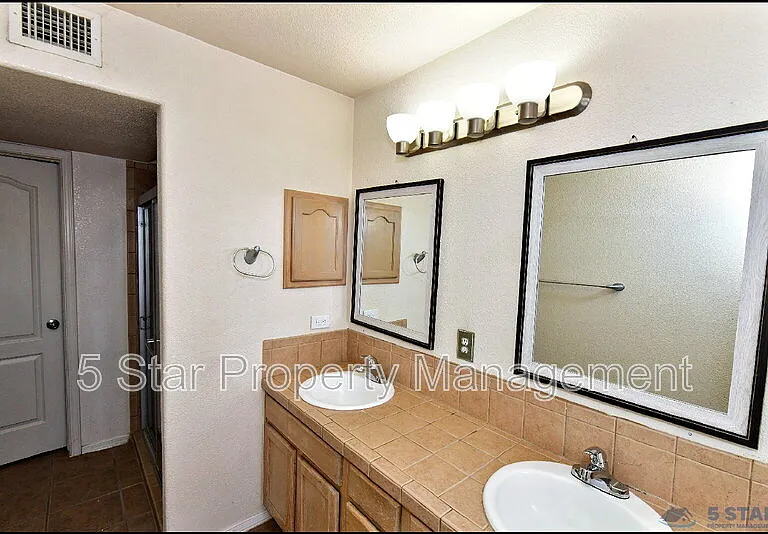 6372 Franklin Ridge Dr — Photo 25