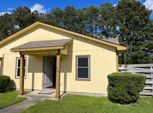 110 Eulon Loop #B, Raeford, NC 28376