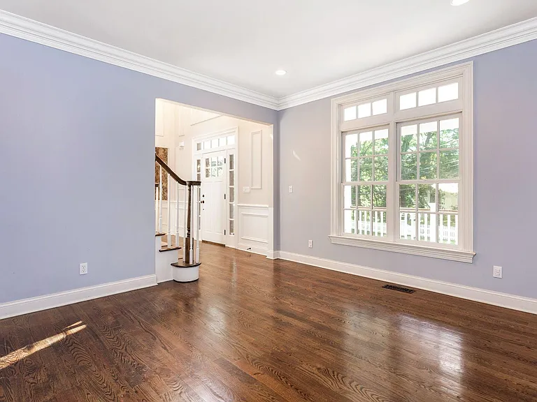 Wood Floors and High Ceilings Thru Out the Entire House.