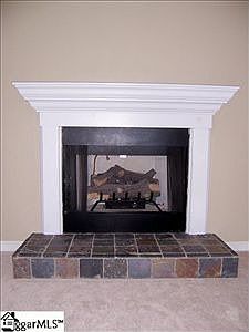 5th image of 118 Donna Marie Dr