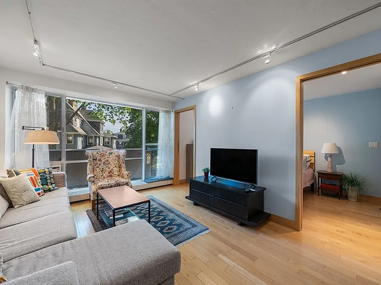 29 Concord Ave #302 — Photo 9