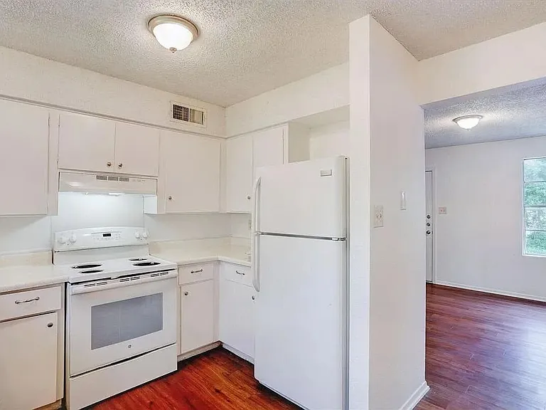 714 Martindale Rd — Photo 15