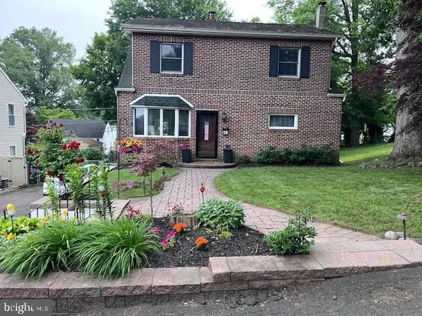 911 Hilton Ave, Feasterville, PA 19053