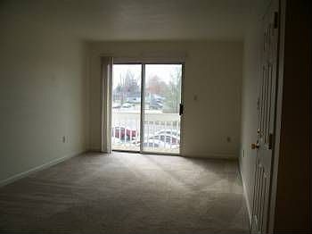1st image of 202 Chesapeake Dr APT E
