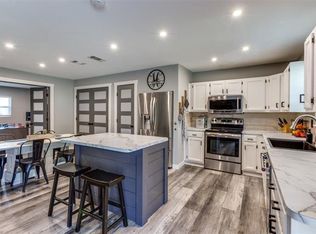 2033 Rose Hill Rd, Carrollton, TX 75007